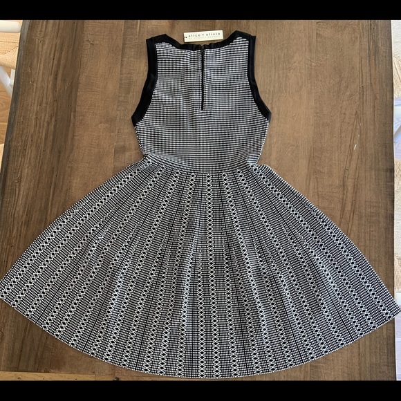 Alice& Olivia Kamilah Fit & Flare Knit Dress - Picture 3 of 5